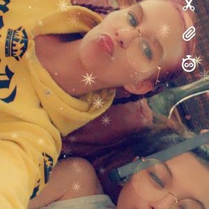 Meet your Posher, Marie